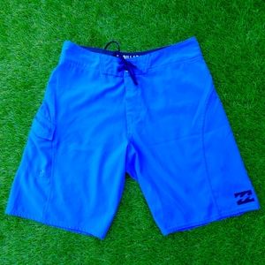 Excellent Used Condition Men's BILLABONG Blue Board Shorts Size 30